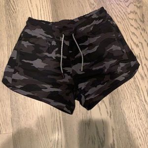 Athleta Girl All Play 3” Shorts - Black Camo